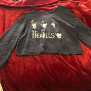 Cropped Beatles shirt